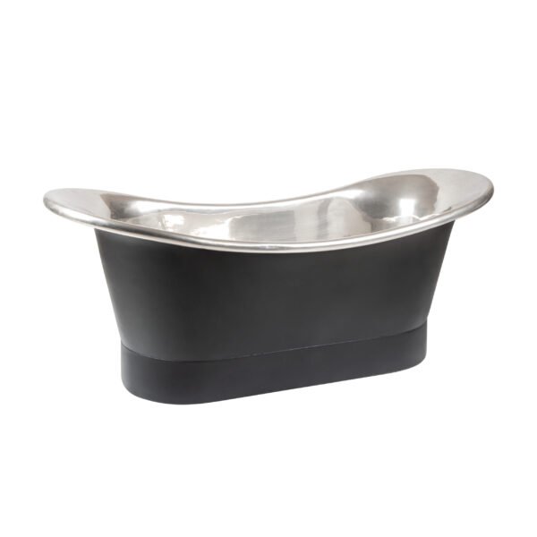 Copper bath. Bồn tắm đồng