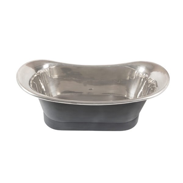 Copper bath. Bồn tắm đồng