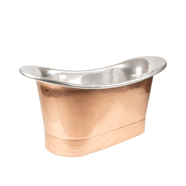 Copper bath. Bồn tắm đồng